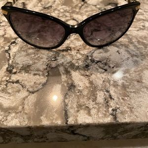 Burberry polarized sunglasses